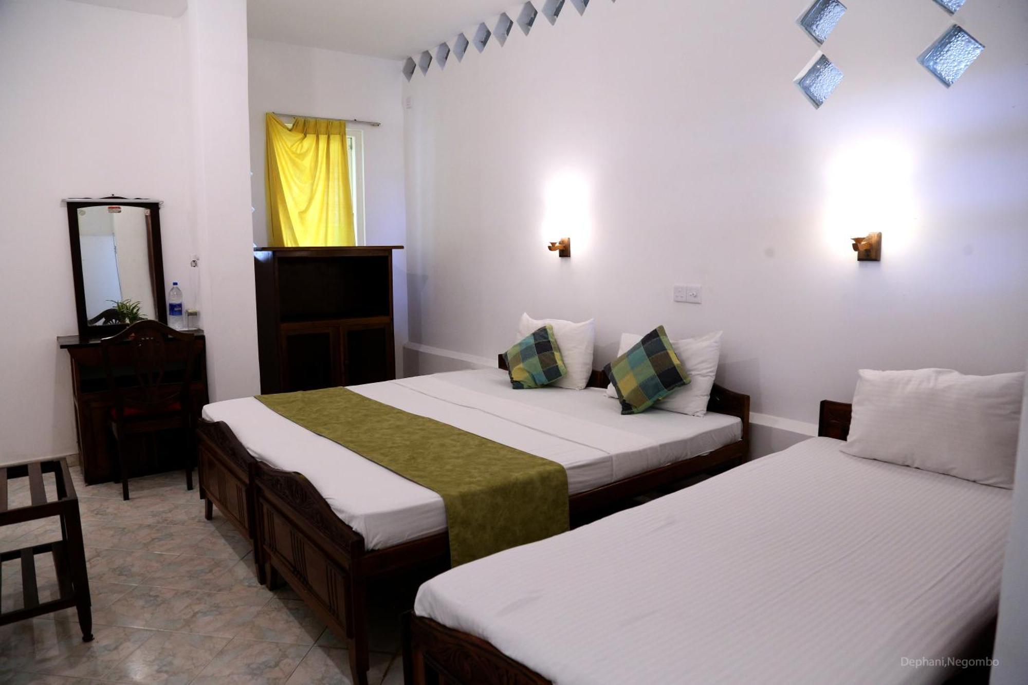 Dephani Beach Hotel Negombo Exterior photo